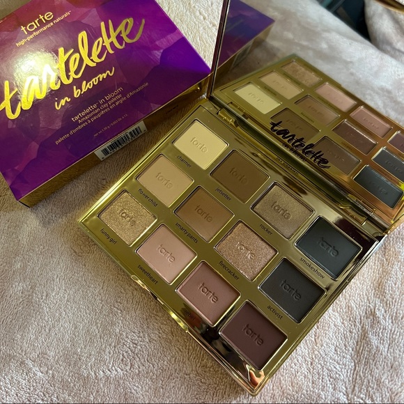 Tarte Tartelette in bloom eyeshadow palette - Picture 4 of 10